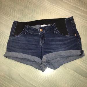 Maternity shorts size 10
